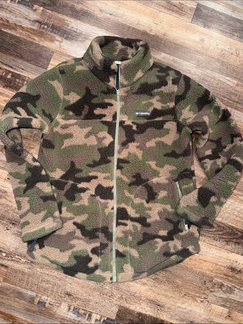 Columbia ladies Camo Fleece Zip-Up Jacket - Green and tan large